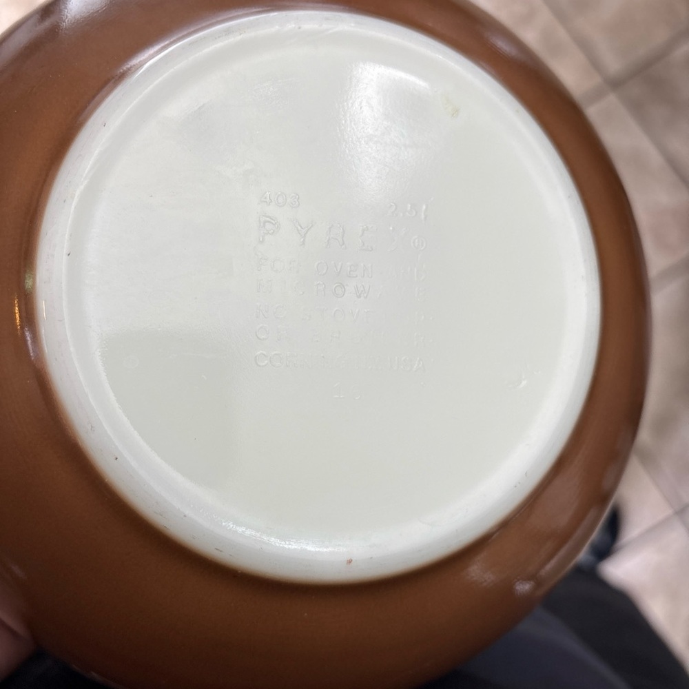 Vintage PYREX Mixing Nesting Bowl Woodland Brown #2.5 Liter #403 - Picture 4 of 4